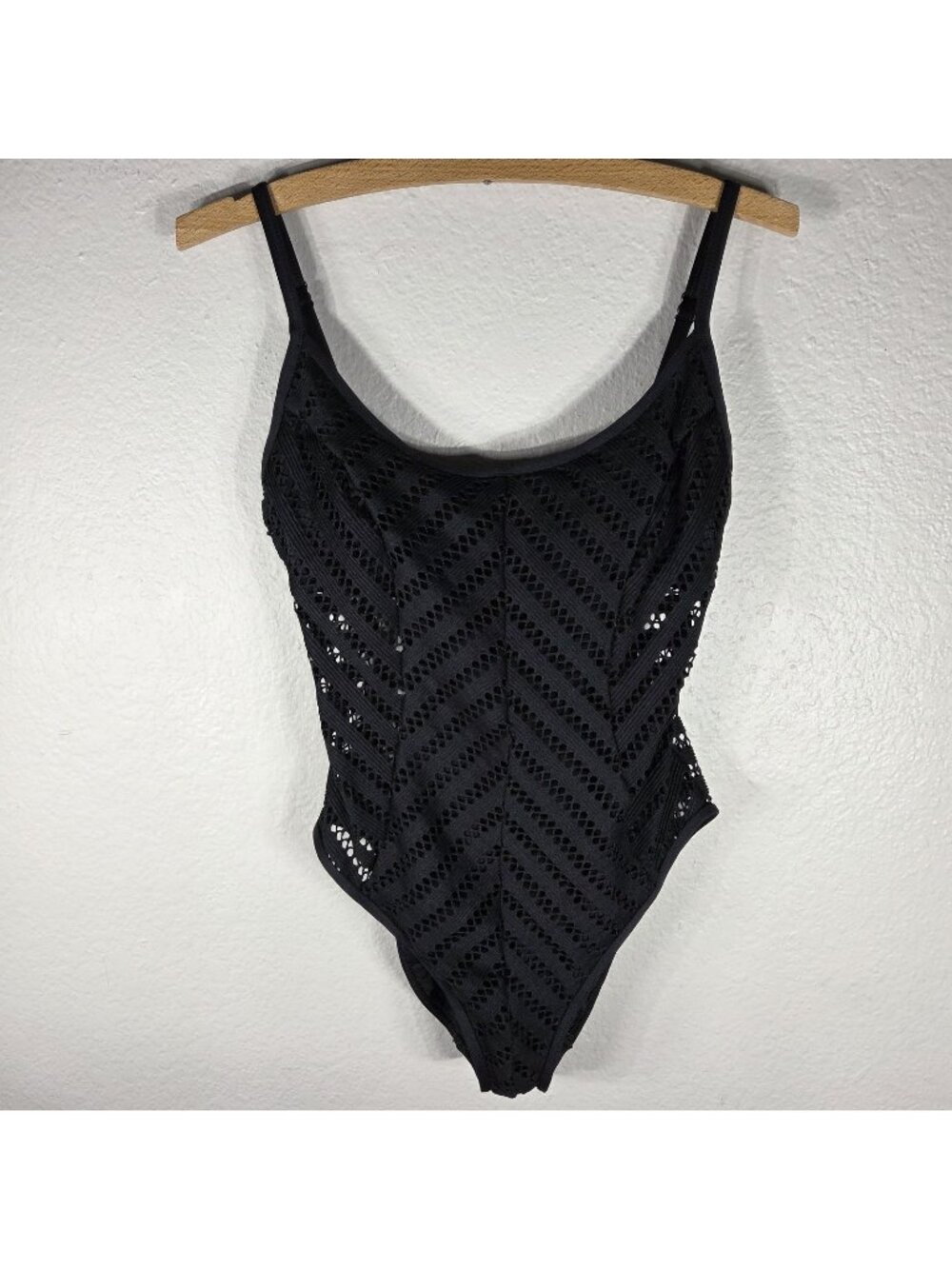 Kenneth Cole New York One Piece Swimsuit Cut-Out Black Size M Round Neck